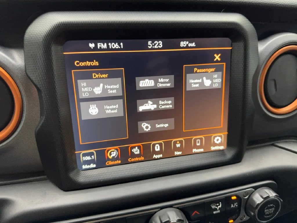Used 2023 White Jeep Mojave image 65