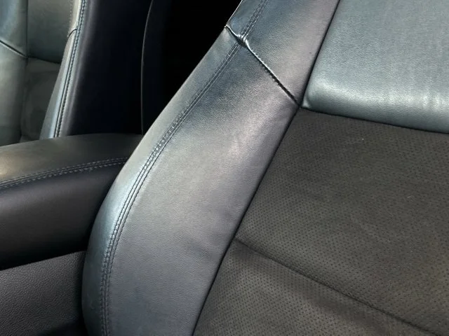 Used 2019 Bright White Clearcoat Jeep Altitude image 30