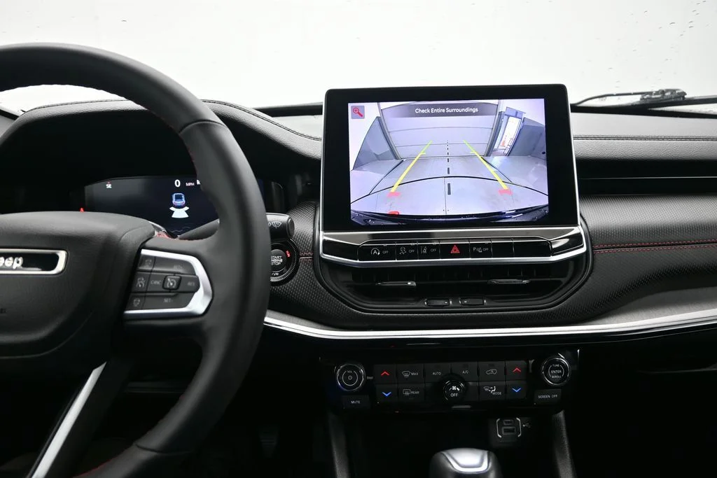 Certified Used 2023 Diamond Black Jeep Trailhawk image 21