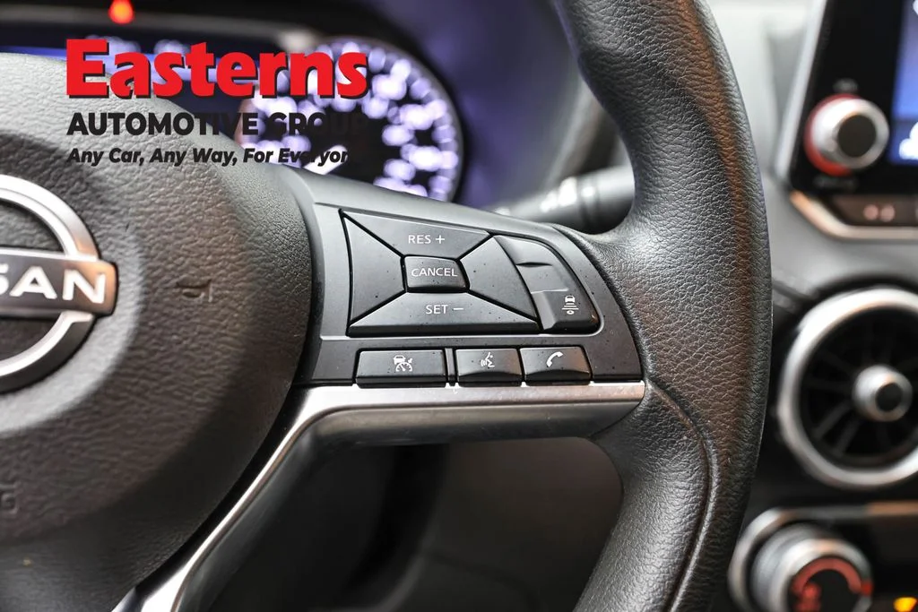 Used 2024 Gray Nissan SV image 16