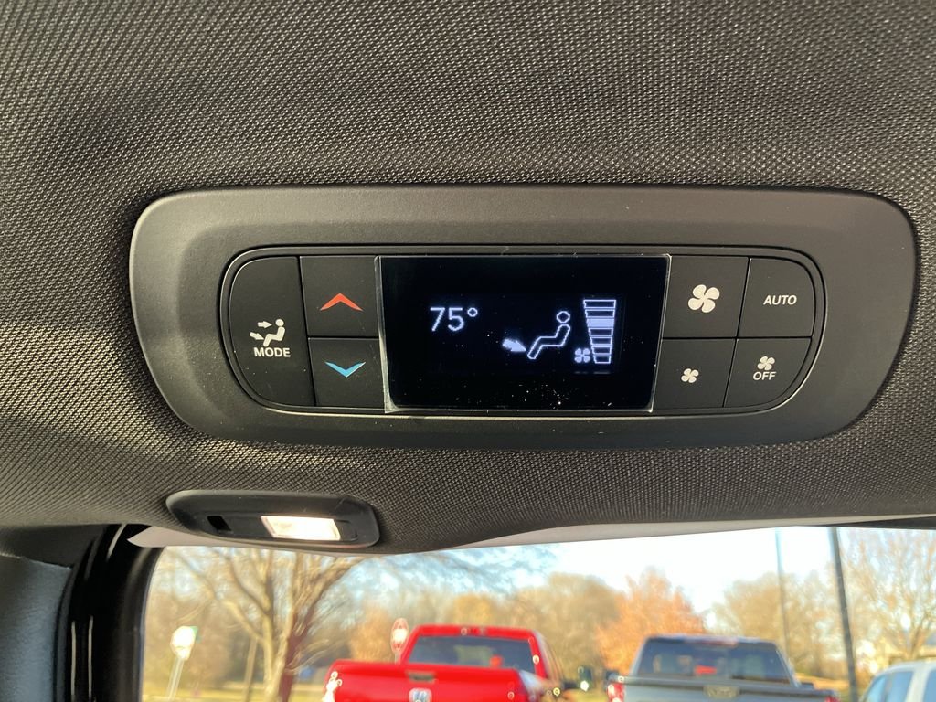 2026 Chrysler Pacifica Limited - Photo 37