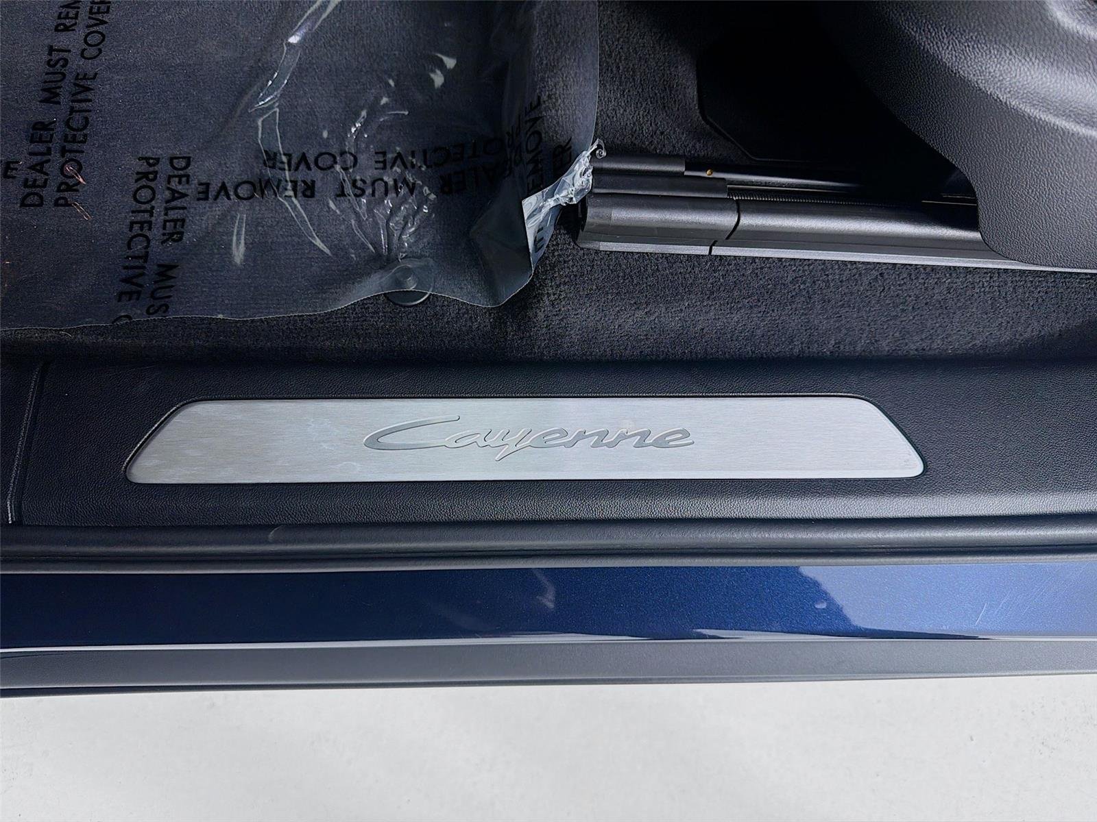 Used 2025 Algarve Blue Metallic Porsche  image 10