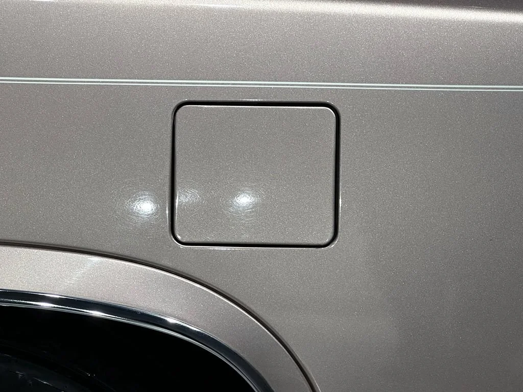 Used 1989  Cadillac NA image 16