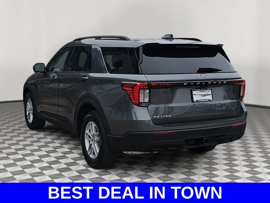 New 2026 Carbonized Gray Metallic Ford Active image 5
