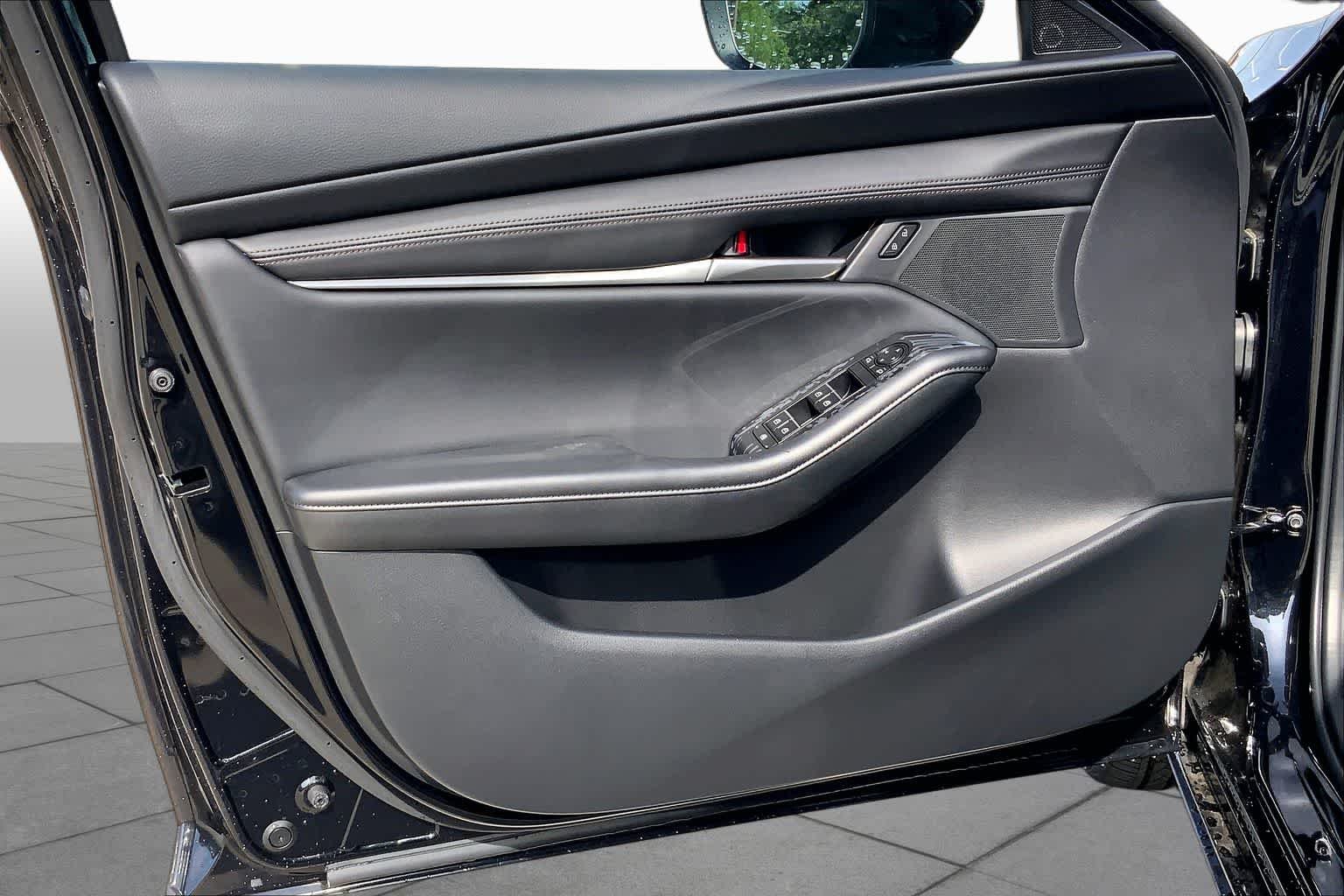 New 2026 Jet Black Mica Mazda 2.5 S Preferred image 10