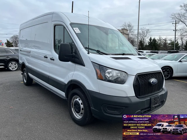 Pre-Owned 2021 Ford Transit Cargo Van t-250 148'' MR