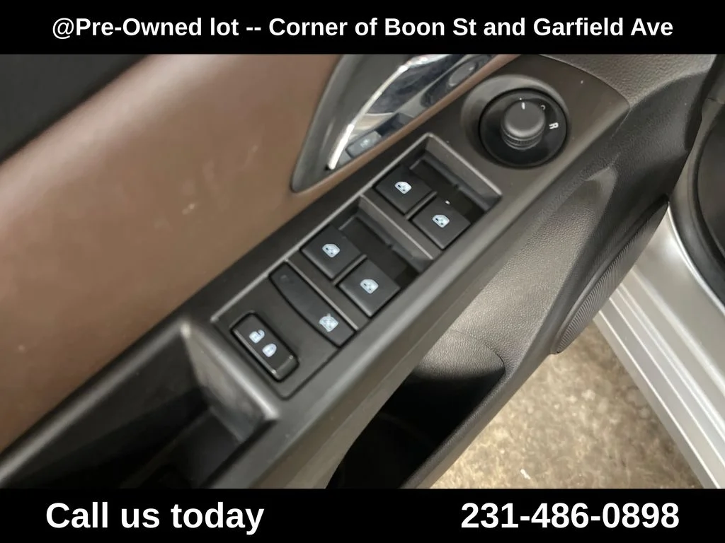 Used 2015 Silver Chevrolet 2LT image 16