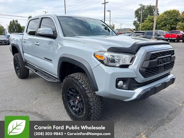 Used 2019  Toyota TRD Off-Road image 3