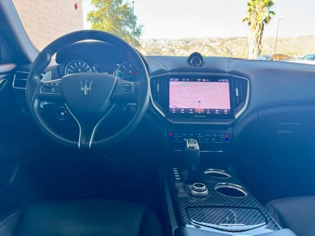Certified Used 2022 Bianco Maserati Modena Q4 image 13