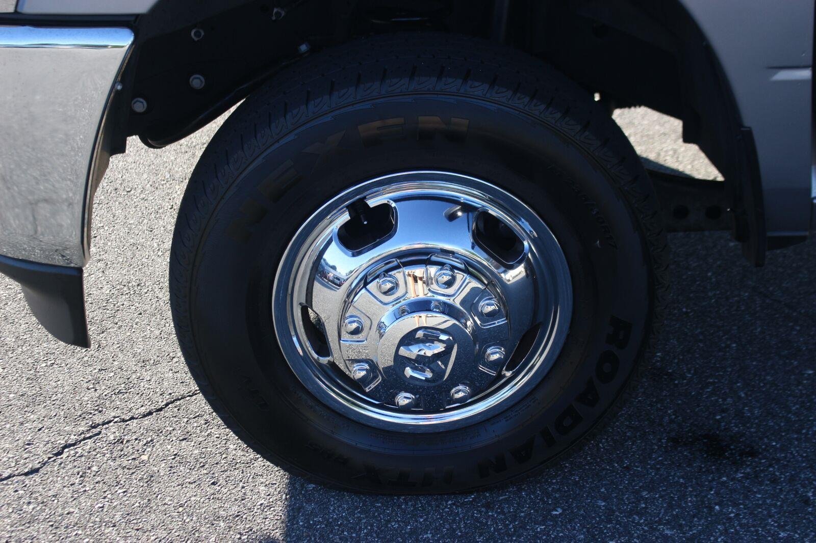 Used 2024 Silver Ram Tradesman image 39