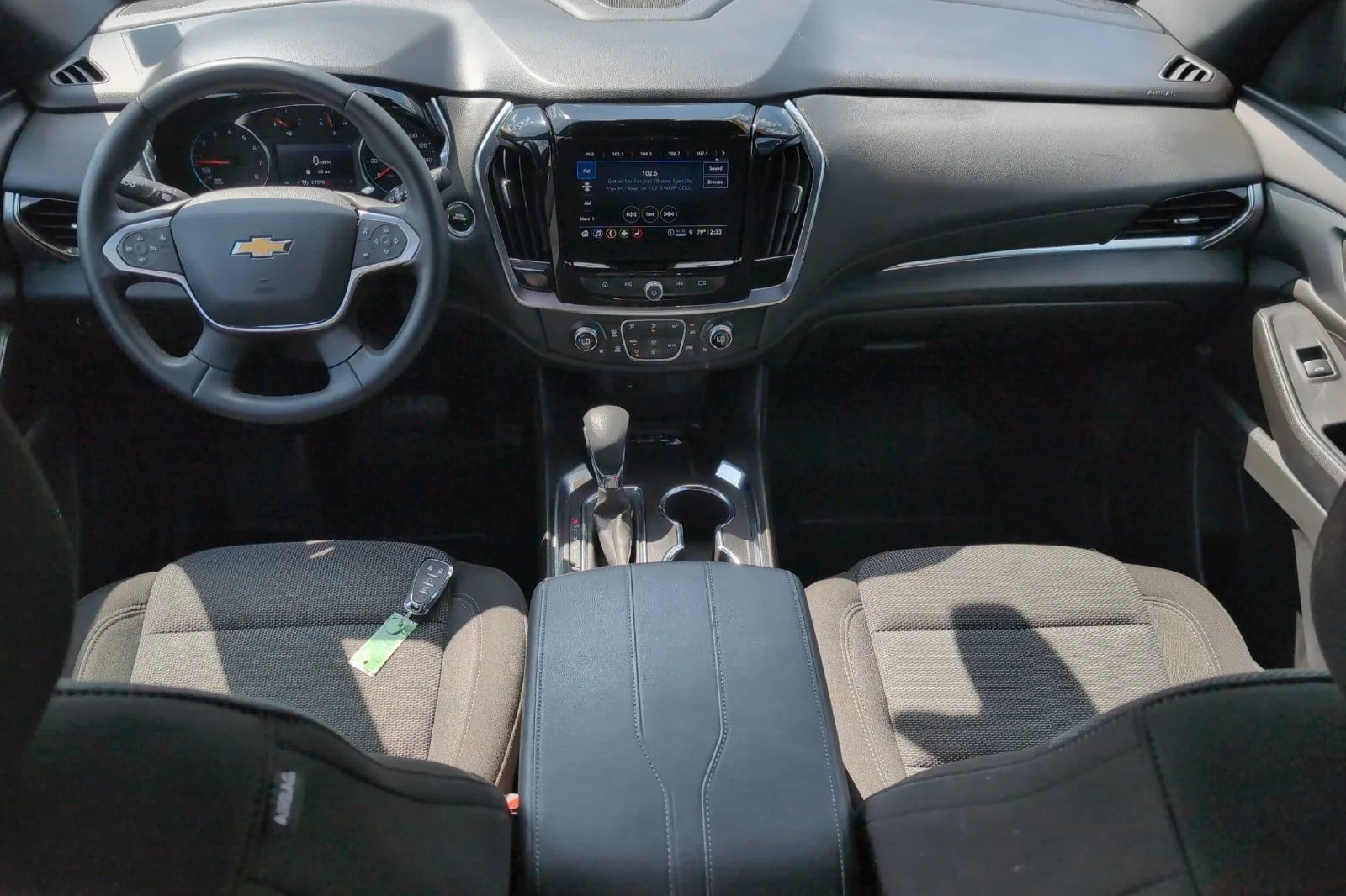 Used 2023 SUMMIT WHITE Chevrolet LT Cloth image 14