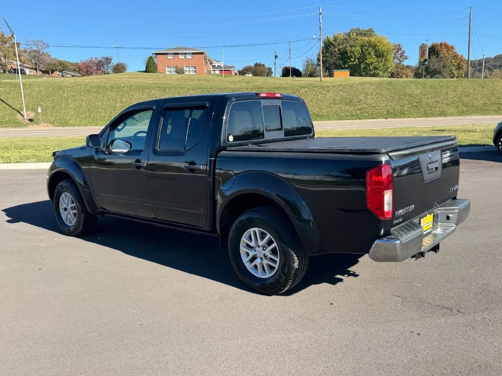 Used 2017 Black Nissan SV image 4