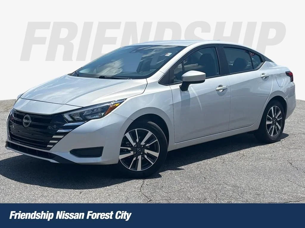 Used 2025 Silver Nissan 1.6 SV image 1