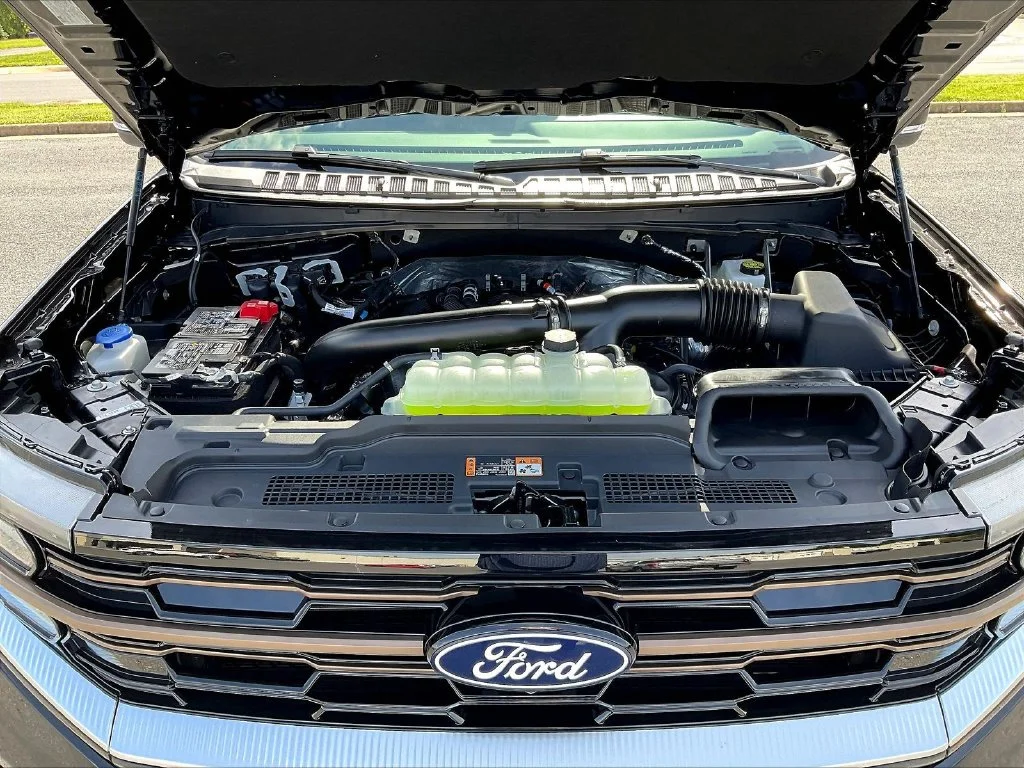 New 2027 Agate Black Metallic Ford MAX King Ranch® image 13