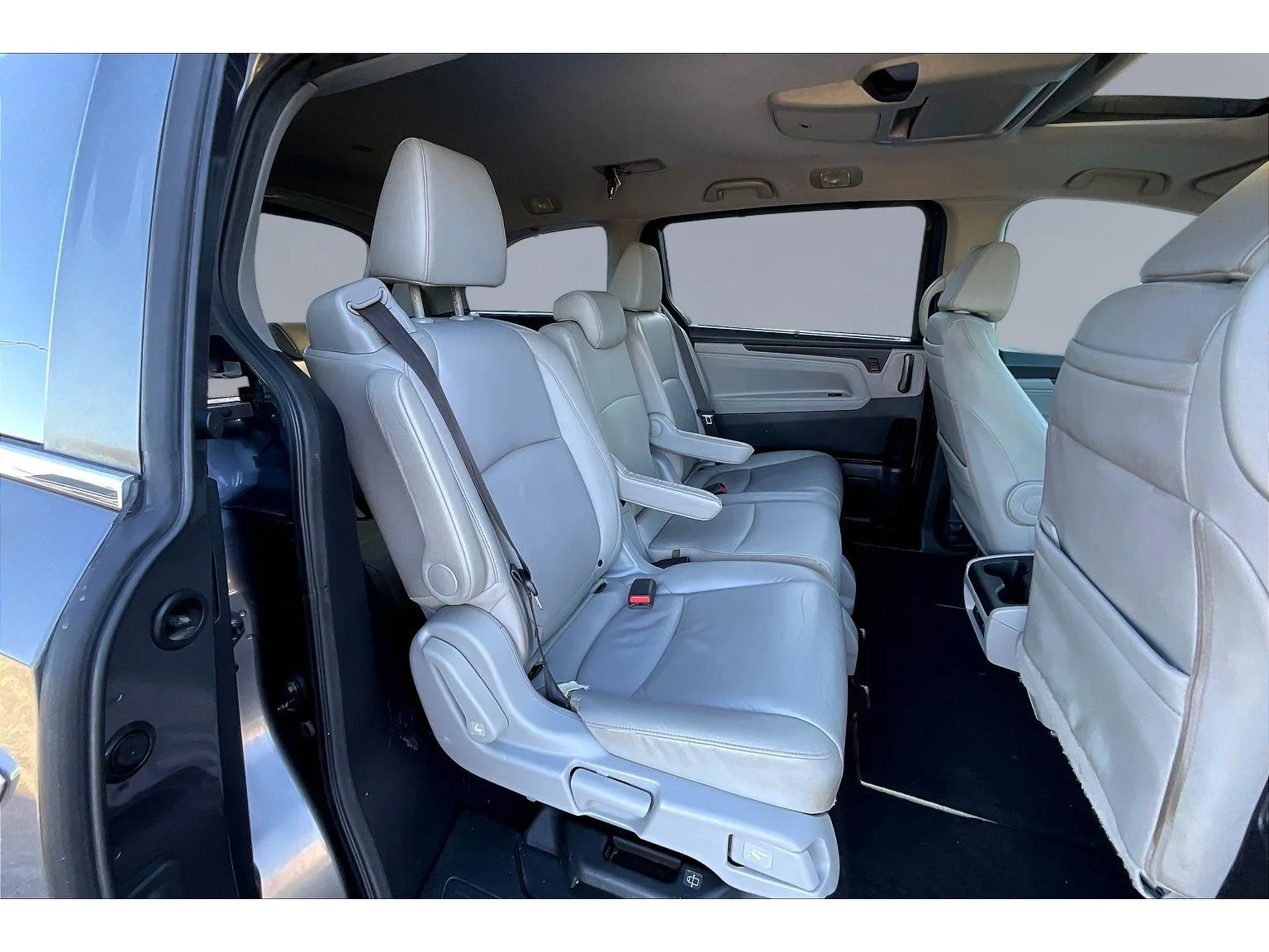 Used 2019 Gry Honda Touring image 19