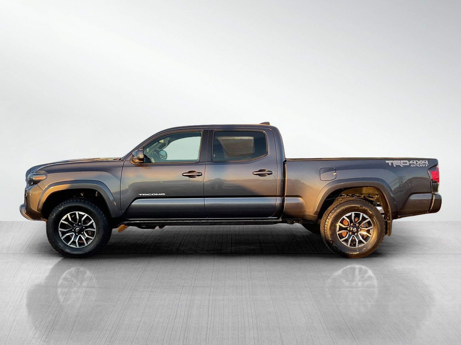 Used 2021 Toyota Tacoma TRD Sport with VIN 3TYDZ5BN0MT001864 for sale in Brainerd, Minnesota