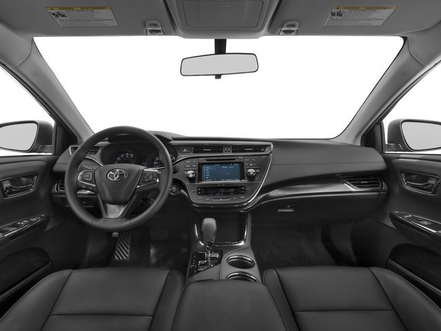 Used 2018 Creme Brulee Toyota XLE Premium image 8