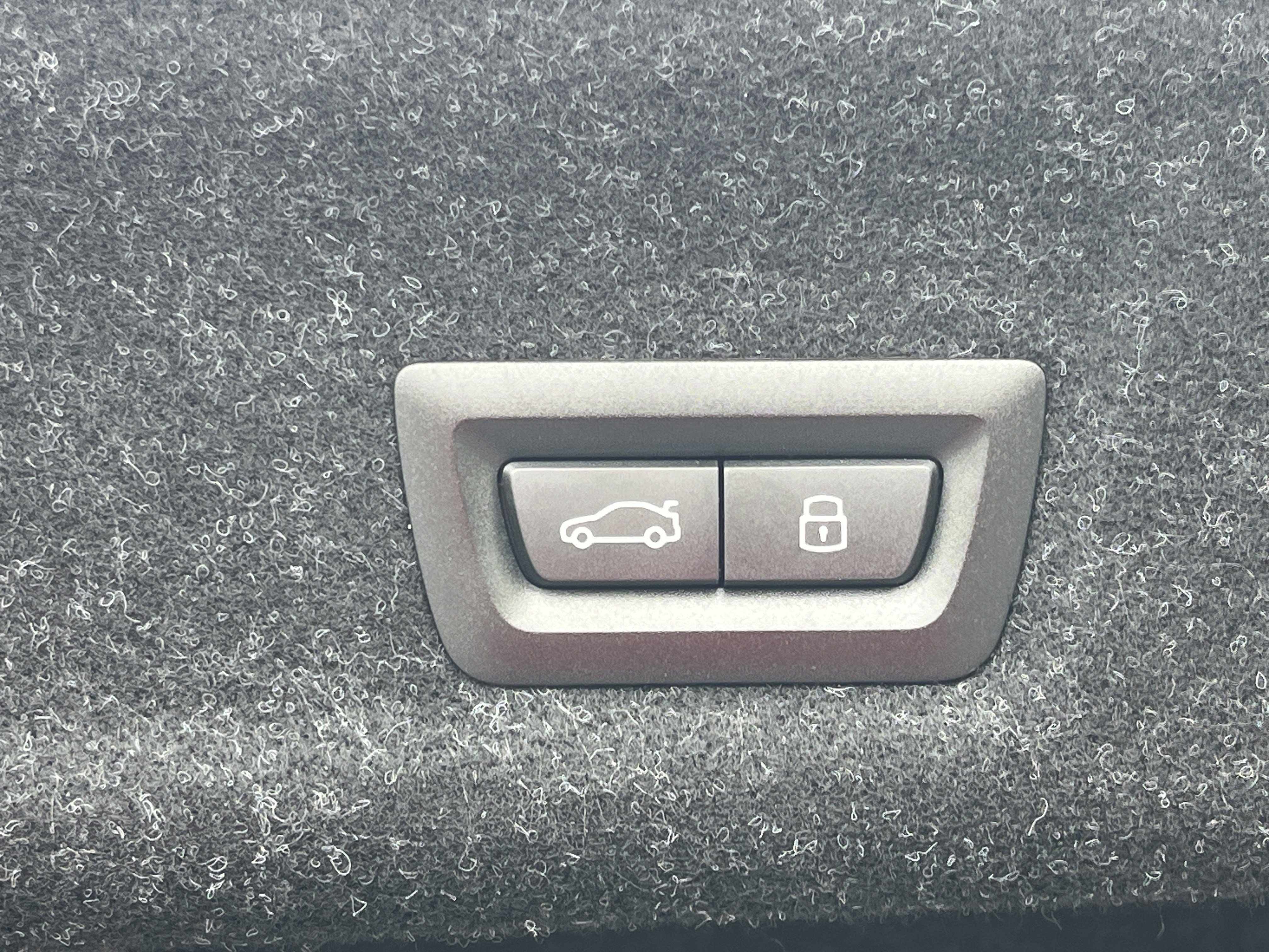 2026 BMW 3 Series 330i - Photo 29