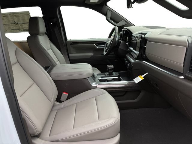 2026 Chevrolet Silverado 1500 LTZ - Photo 13