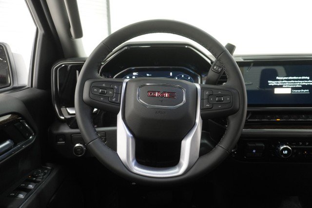 New 2026 Summit White GMC SLE image 21