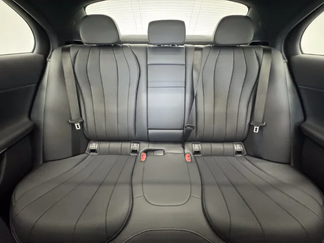 New 2027 Black Mercedes-Benz E 350 image 7