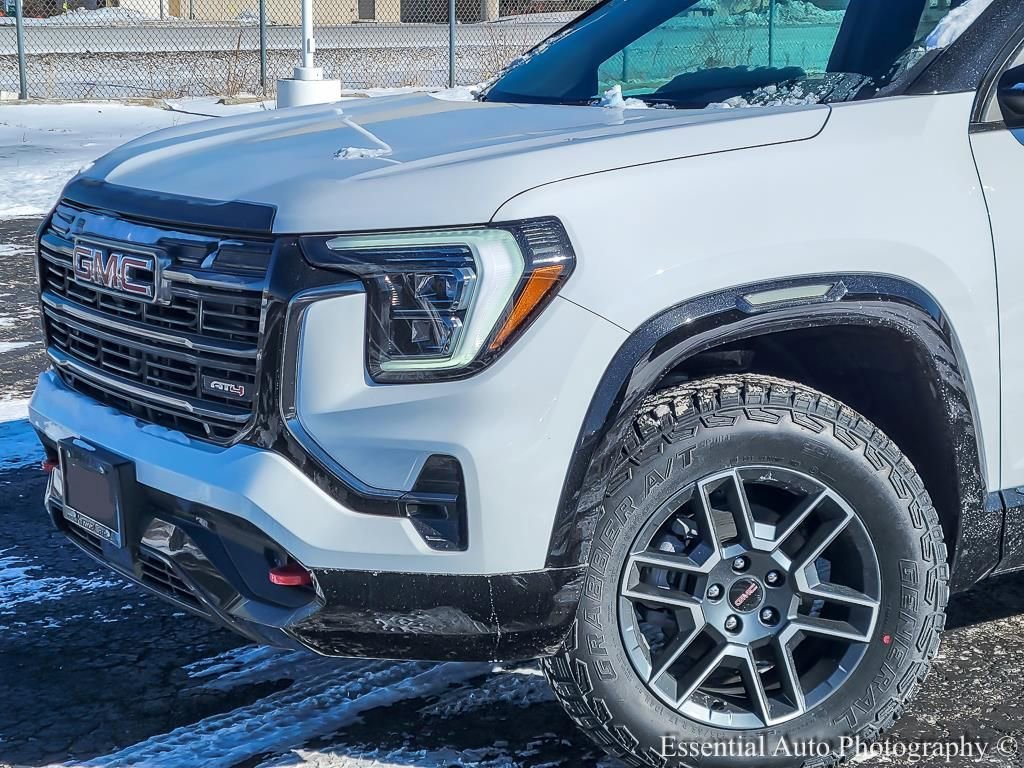 2026 GMC TERRAIN - Image 2