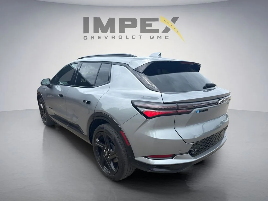 Used 2024 Gray Chevrolet RS image 3