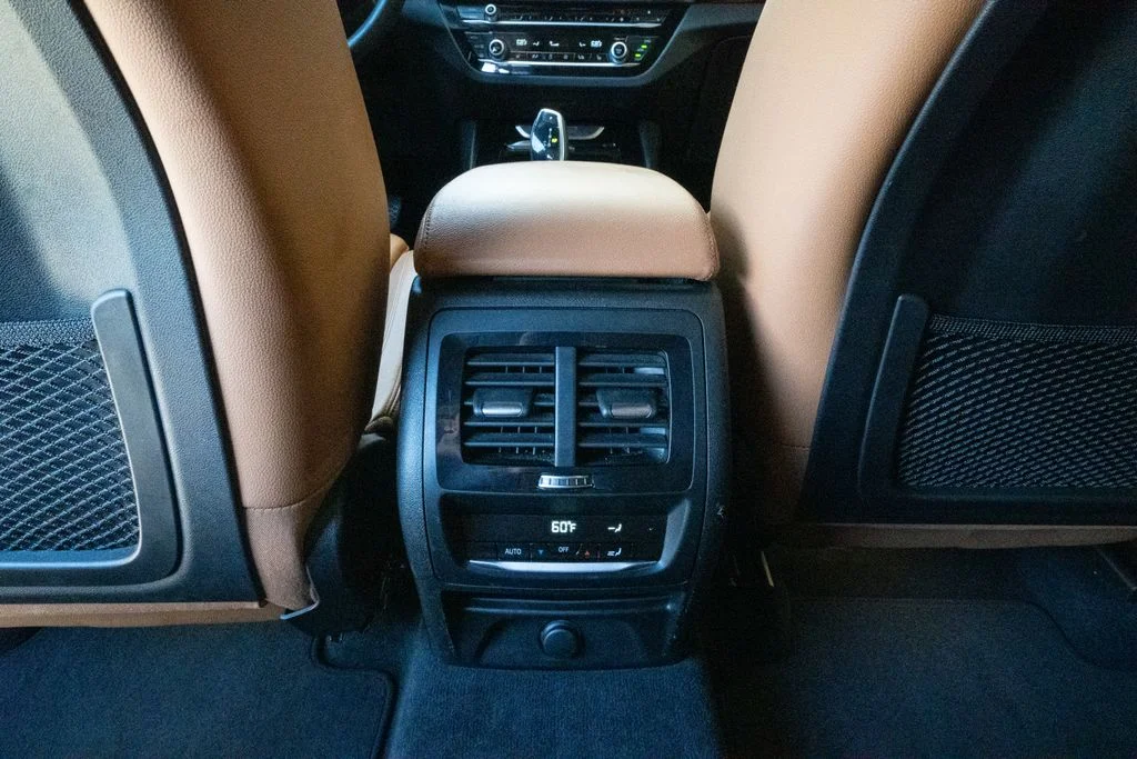 Used 2019 Blue BMW xDrive30i image 18