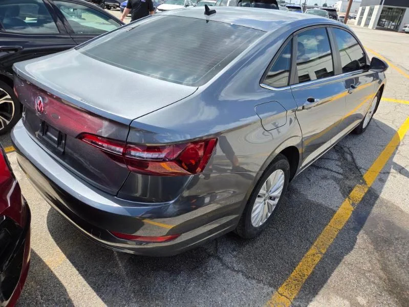 Used 2020  Volkswagen 1.4T S image 5