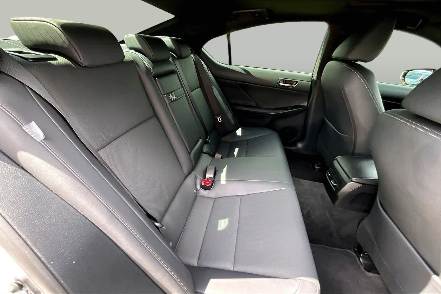 Used 2024 Ultra White Lexus F SPORT Design image 20