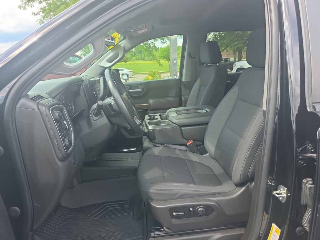 2020 Chevrolet Silverado 1500 RST - Photo 11