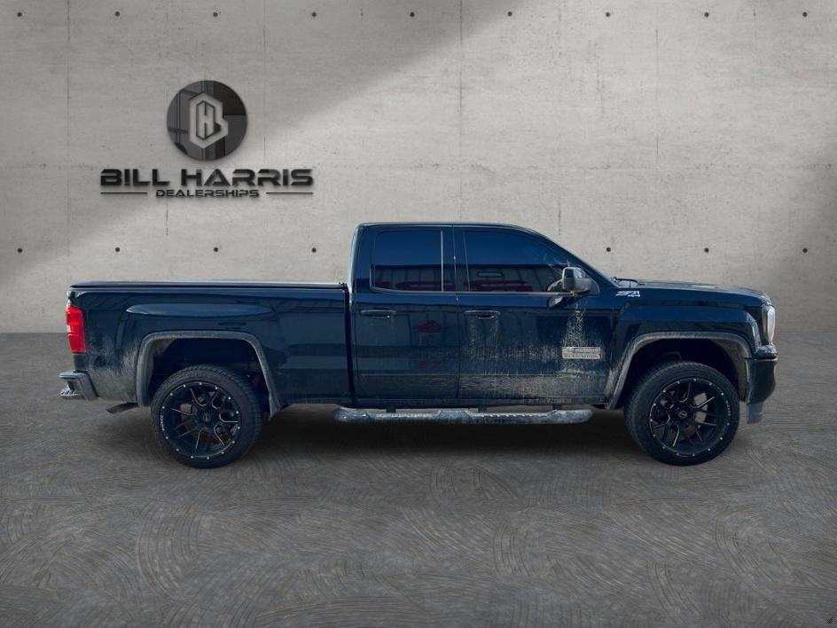 Used 2017 Black GMC SLE image 4