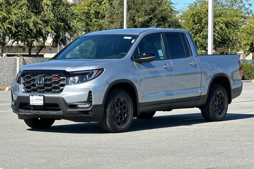 New 2026 Solar Silver Metallic Honda TrailSport+ image 8