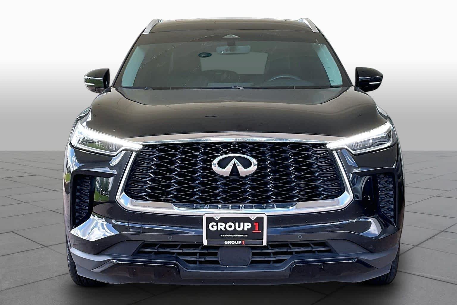 Used 2024 Mineral Black INFINITI LUXE image 4