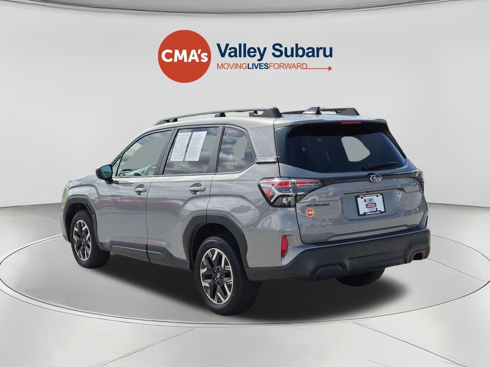Used 2025 River Rock Pearl Subaru Premium image 3