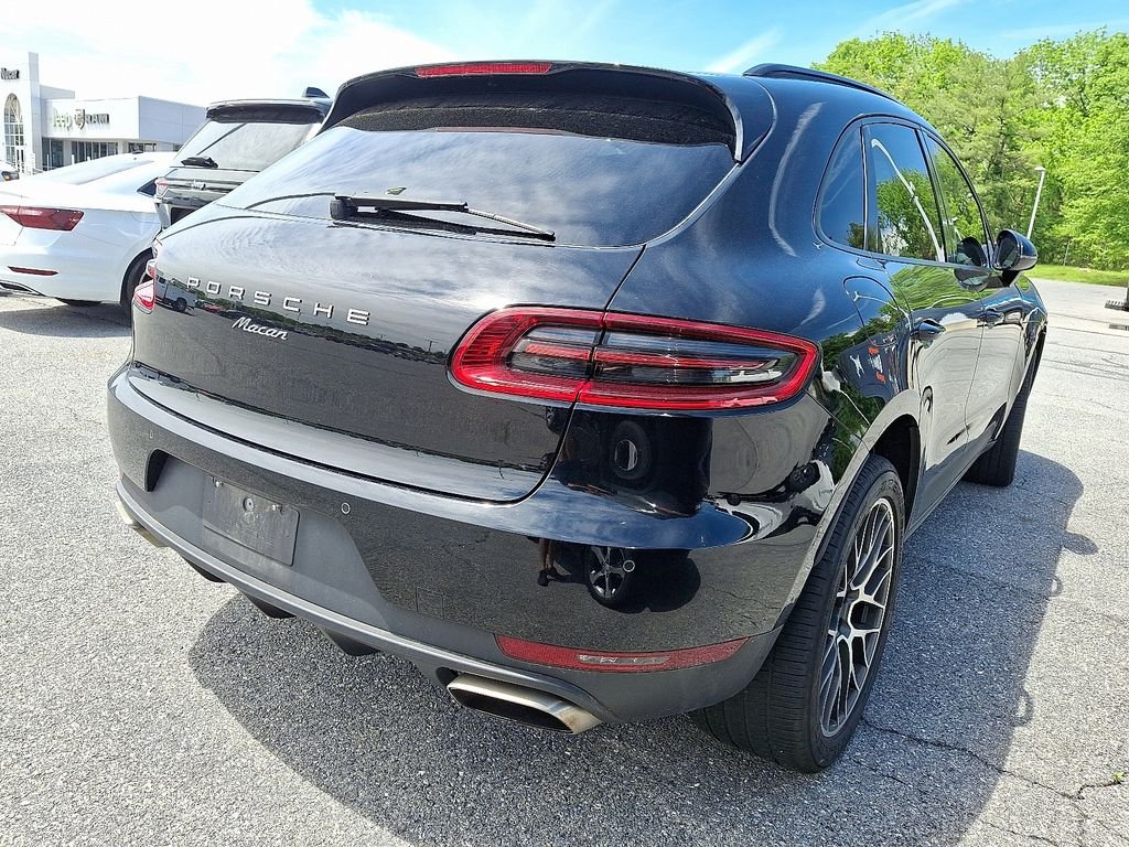 Used 2018 Black Porsche Base image 6