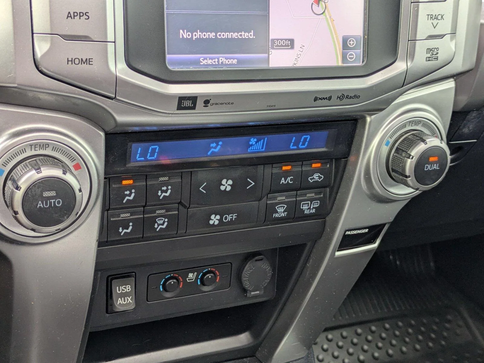 Used 2019 Midnight Black Metallic Toyota Limited image 19