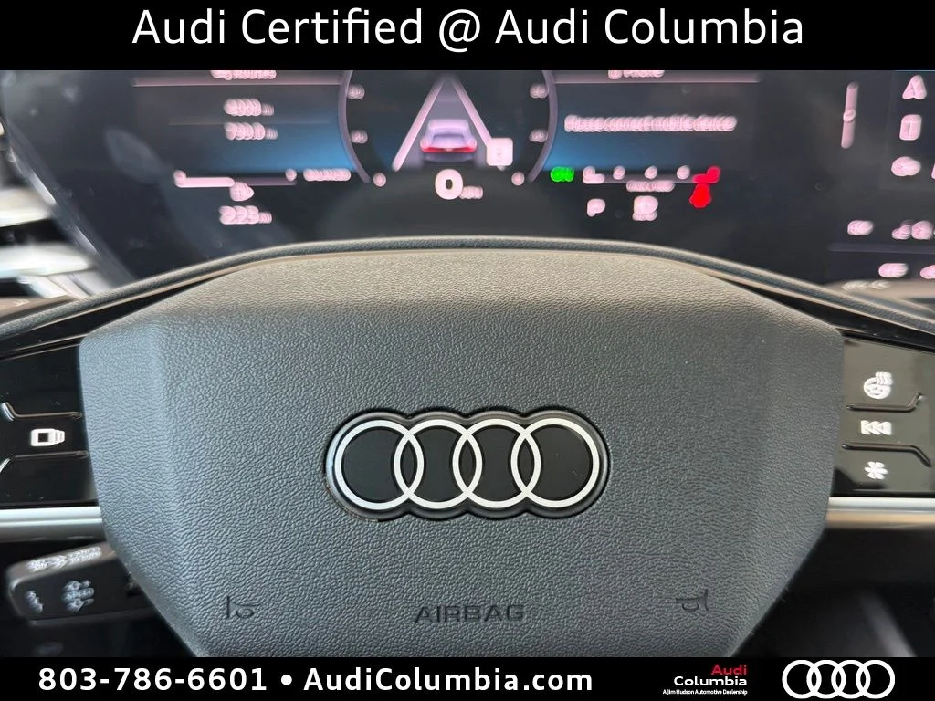 Used 2025  Audi 2.0T Premium image 25