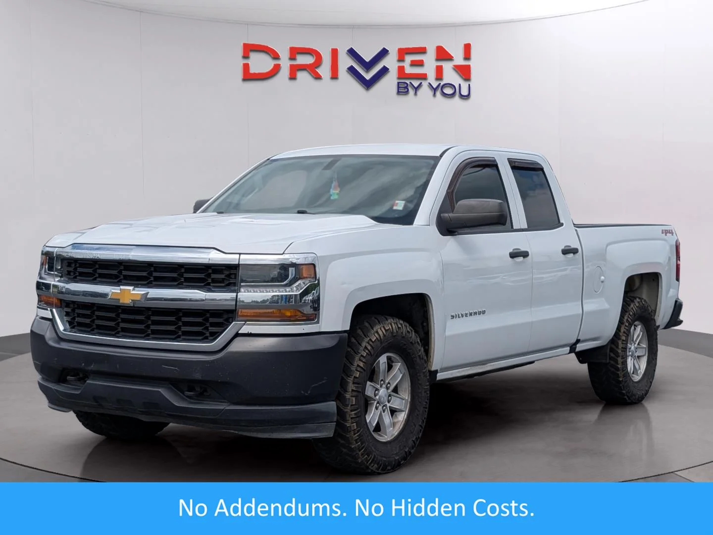 Used 2019 SUMMIT WHITE Chevrolet Work Truck image 1