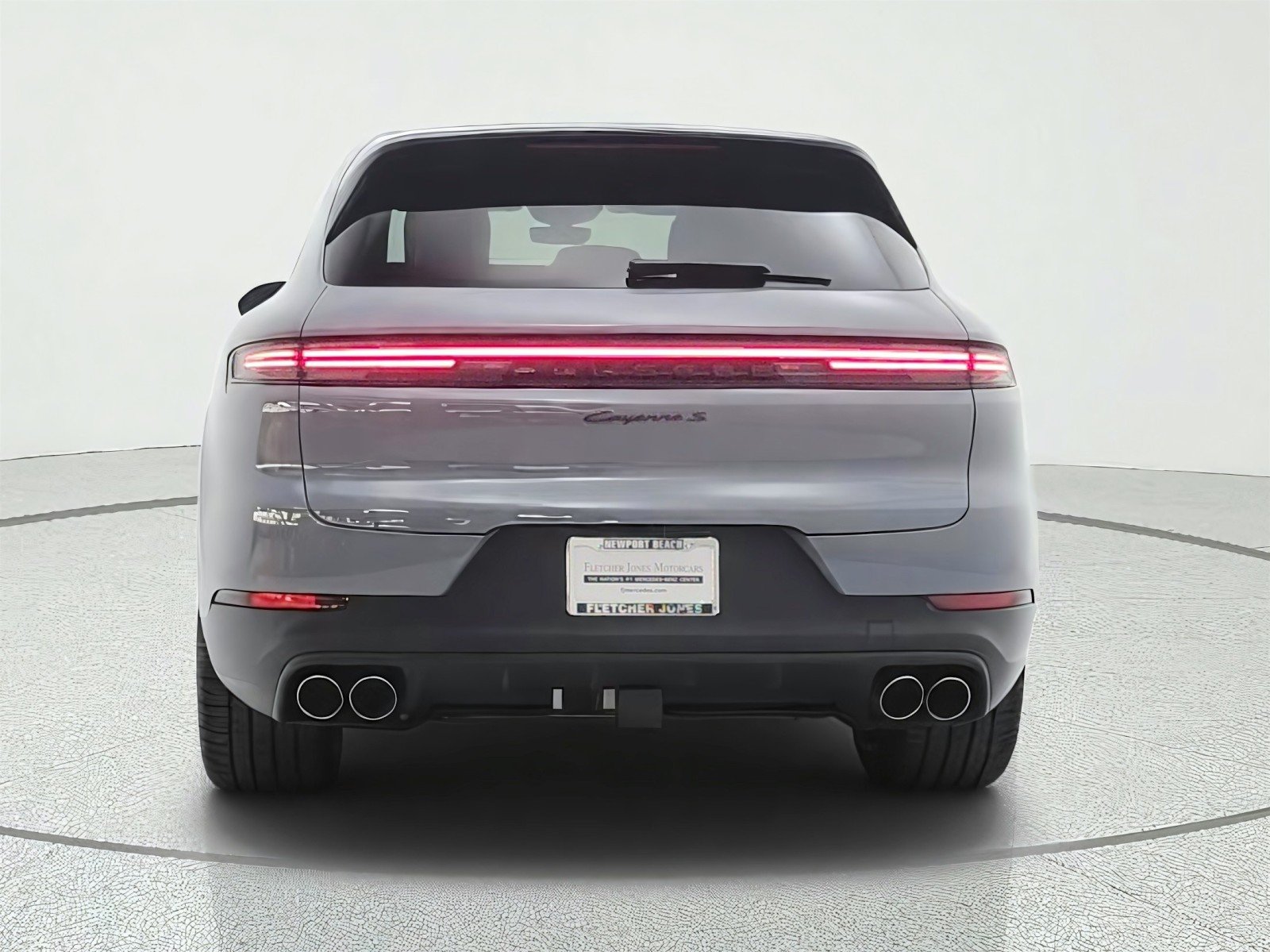 Used 2024 Arctic Grey Porsche S AWD image 6