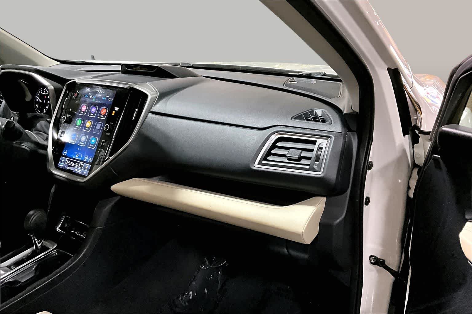Used 2023 Crystal White Pearl Subaru Limited image 19