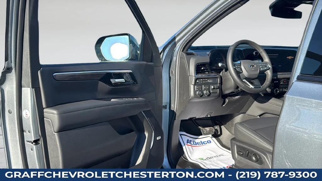 2027 Chevrolet Tahoe Z71 - Photo 24