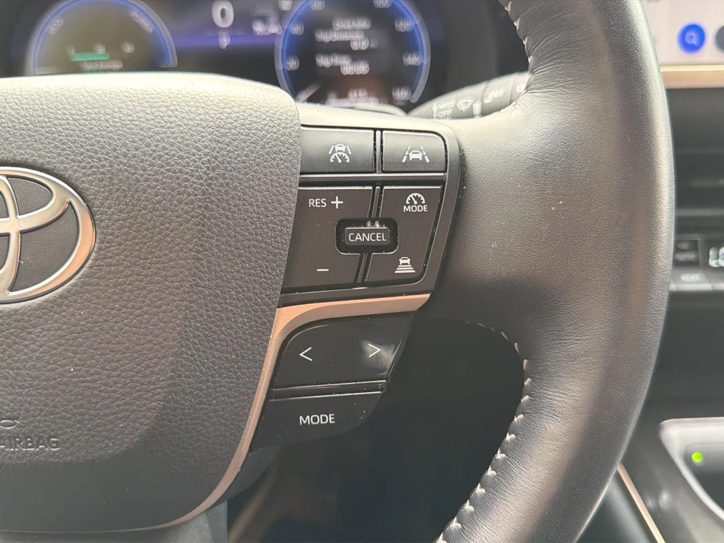 Used 2025 Storm Cloud Toyota XLE image 20