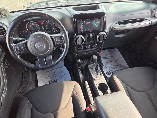 Used 2014 Gray Jeep Unlimited Sport image 9