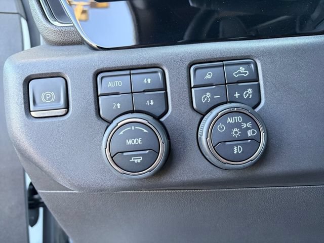 2023 Chevrolet Silverado 1500 ZR2 - Photo 6