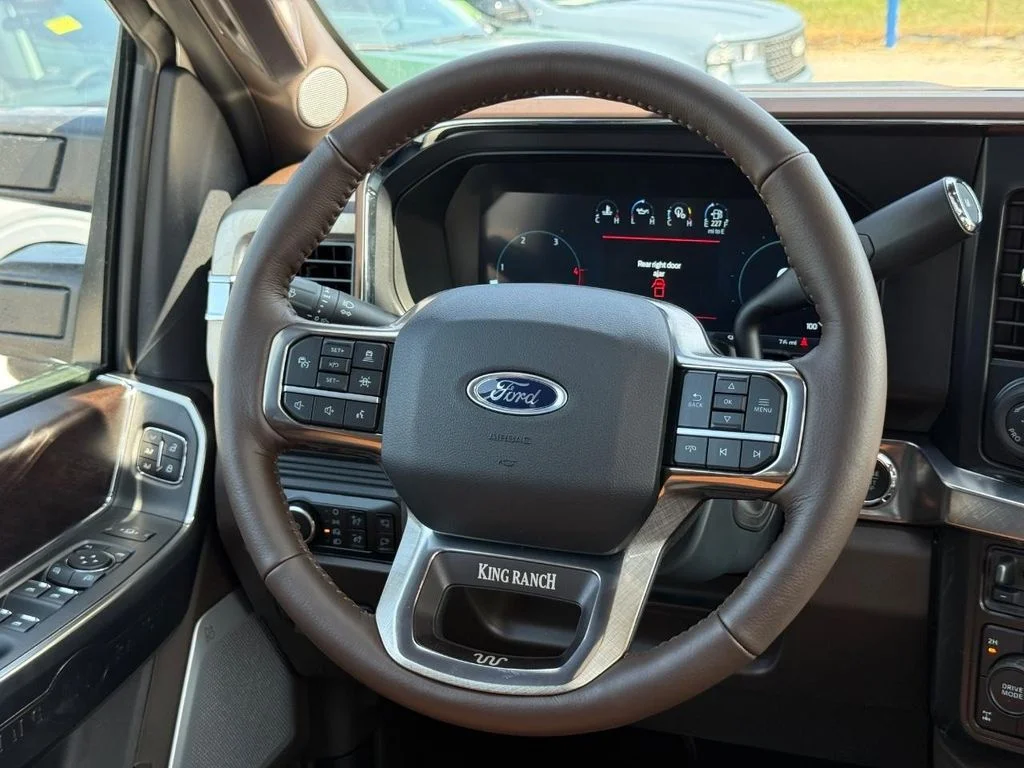 New 2026 Star White Metallic Tri-Coat Ford F-350® King Ranch® image 9
