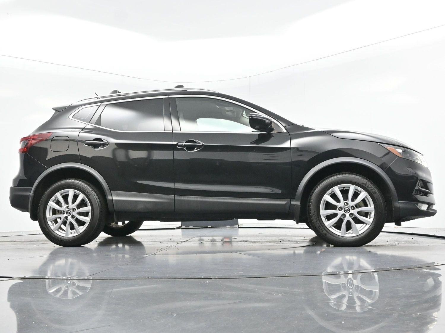Used 2020 Magnetic Black Pearl Nissan SV image 51