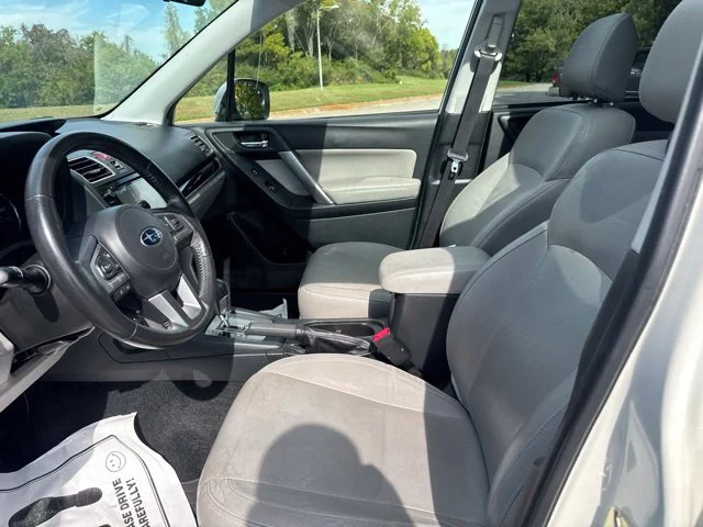 Used 2018 White Subaru 2.5i Limited image 16