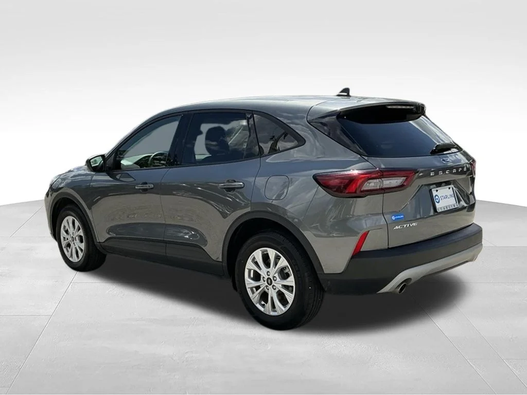 Used 2025 Gray Ford Active image 4