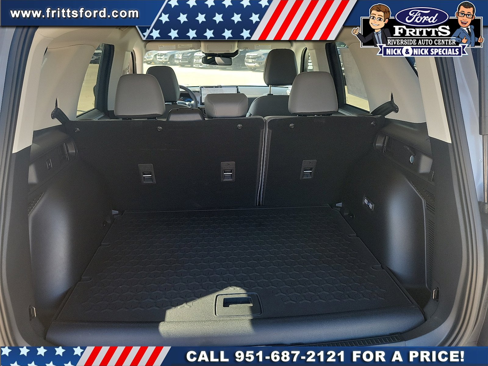 New 2026 Space White Metallic Ford Badlands® image 22